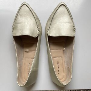 Tahari gold flats